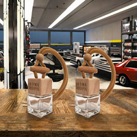 Diffuseur de parfum pour voiture en verre miniature carré avec logo personnalisé, bouchon à vis, couvercles en bois, désodorisant suspendu rechargeable, 8 ml