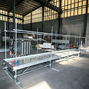 Table de croissance verticale V Track Trellis Posts Rolling Tables - Product Image 3