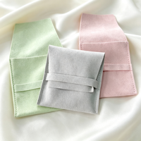 Pochette à bijoux en velours pour protéger les bijoux fins de l'abrasion, idéale pour l'emballage cadeau et l'organisation quotidienne des bijoux