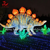 Lanternes LED de dinosaures Spinosaurus du festival de Zigong, lanternes géantes en soie de dinosaures pour les parcs à thème, les expositions préhistoriques