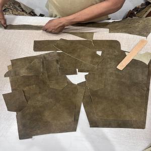 Lederhosen Bávaro de Cuero de Cabra Estándar, Antiarrugas, de Secado Rápido, Tallas Grandes - Product Image 3