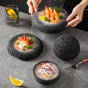 <span class=keywords><strong>Concept</strong></span> artistique japonais Plat en céramique Vaisselle <span class=keywords><strong>d</strong></span>'hôtel en pierre volcanique Assiette de glace en forme de planète Sushi Seafood Presentation Parties - Product Image 1