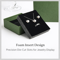 Boîte à bijoux portable avec poignée, 8 couleurs disponibles, logo personnalisé en estampage à chaud pour boucles d'oreilles, collier, bague, boîte en papier