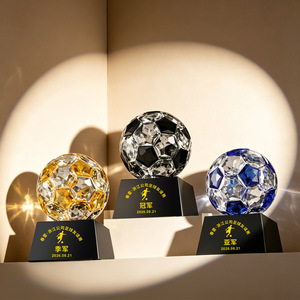 Trophée de football en cristal taillé diamant Pujiang Wenyue personnalisable pour récompenses et objets commémoratifs Style A Style B - Product Image 4