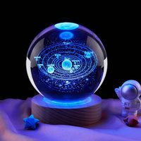Système solaire intérieur sculpté 3D Planète Sphère Laser Petite veilleuse LED colorée RVB Lampe boule de cristal avec socle en bois