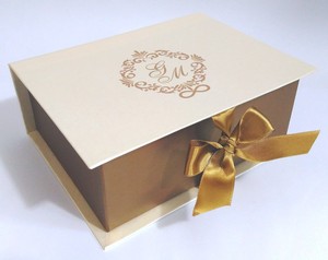 Custom Decorative Cardboard Favor Wedding Bridal Engagement Gift Packaging Box with Ribbon