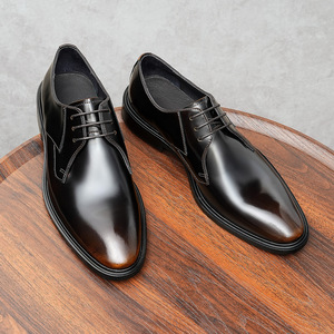 Nuevos zapatos casuales de cuero de lujo, zapatos formales de negocios para hombre de cuero genuino, zapatos de boda retro a la moda. - Product Image 3