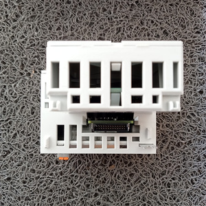 Módulo de Comunicación Industrial Ethernet Profinet Lenze E84AYCERV Fabricado en Alemania - Product Image 3