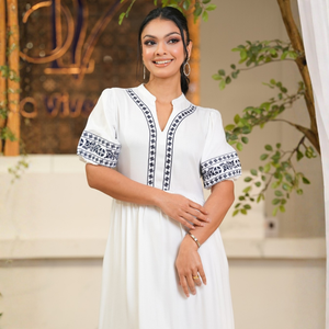 Elegante y Duradero Vestido Casual de Rayón Twill de 50 Pulgadas de Largo para Mujer - Product Image 5