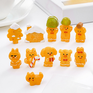 Nouvel homme <span class=keywords><strong>en</strong></span> <span class=keywords><strong>pain</strong></span> d'épices de Noël KI Yuewu, figurines de cochon et de petite sorcière, accessoires décoratifs mignons à suspendre pour le bricolage, décorations de bureau - Product Image 1
