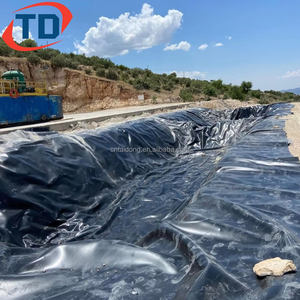 Geombrana <span class=keywords><strong>Liner</strong></span> kolam pertanian ikan hitam putih 1mm 45 HDPE Mil LDPE geombrane untuk cumi Saltern Mine Chlorella Pool - Product Image 2