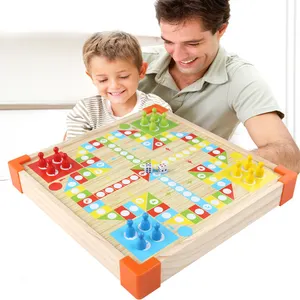 教育创意多功能四合一象棋玩具木料