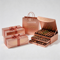 Boîte cadeau personnalisée avec estampage à chaud en or, boîte cadeau magnétique personnalisée pour baklava, boîte cadeau personnalisée avec date, boîte cadeau à deux étages