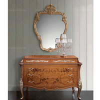 Lit double plateforme capitonné beige élégant, fait main, avec ottoman, ensemble de meubles de chambre d'hôtel