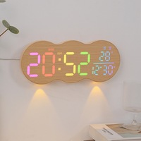 Wolkenförmige Holzmaserung LED Digital-Wanduhr mit Thermometer, Datums- und Tagesanzeige, Doppelalarm, Einstellbare Helligkeit, Wohndekoration