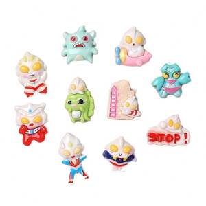 Ultraman Resin Charms Monster Cartoon <span class=keywords><strong>Sero</strong></span> Diy Decor pour coque de téléphone Pince à cheveux - Product Image 1