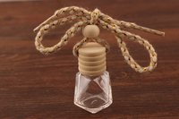 Diffuseur de voiture solide de 8ml suspendu emballage de bouteille en verre vide de parfum avec cristal