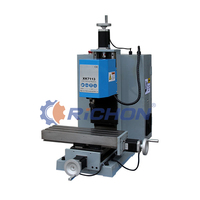 Machine de fraisage CNC miniature à 4 axes XK7113A/B pour l'éducation métallurgique et l'usinage des métaux, machine de fraisage verticale CNC