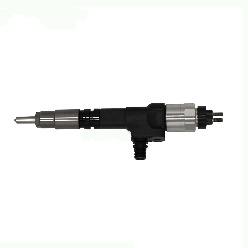 common rail injector 1J500-53051 095000-9690 injector for Kubota V3800 auto engine parts injector nozzle1J500-53051 095000-9690