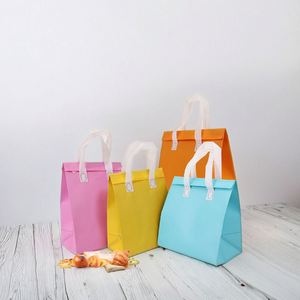 Sacs de livraison alimentaire isothermes personnalisés en gros à fond carré, avec fermeture auto-adhésive, surface mate durable pour café à emporter - Product Image 1