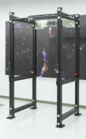 Équipement de musculation haute performance : Rack de squat mural multifonctionnel pour entraînement croisé et rig de gym