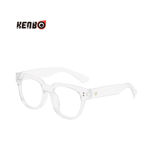 Kenbo Eyewear <span class=keywords><strong>occhiali</strong></span> <span class=keywords><strong>da</strong></span> Computer con <span class=keywords><strong>filtro</strong></span> a <span class=keywords><strong>luce</strong></span> <span class=keywords><strong>blu</strong></span> per bloccare gli <span class=keywords><strong>occhiali</strong></span> con montatura quadrata a <span class=keywords><strong>luce</strong></span> <span class=keywords><strong>blu</strong></span> Anti <span class=keywords><strong>luce</strong></span> <span class=keywords><strong>blu</strong></span> - Product Image 4