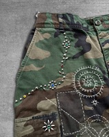 Shorts cargo camouflage pour hommes, style Boro patchwork, avec patchs Sashiko cousus main et strass, coupe large