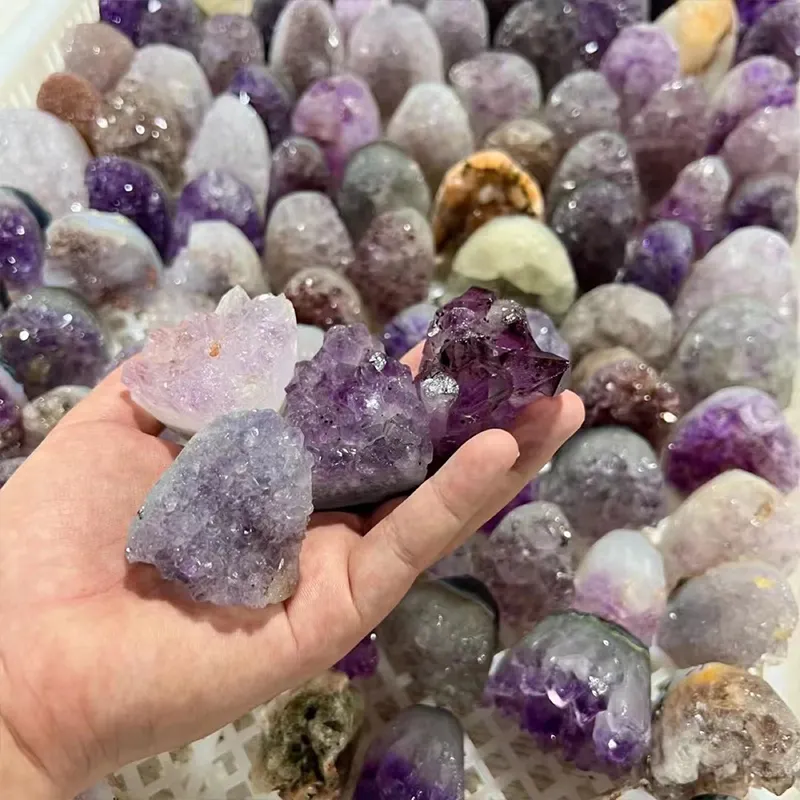 Geode di cristallo viola colorato ametista all'ingrosso che guarisce il piccolo geode a grappolo di ametista rosa naturale in vendita