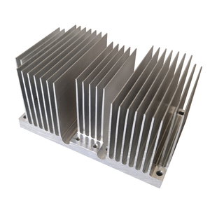 Nhôm 6063 <span class=keywords><strong>T5</strong></span> Anodized tản nhiệt 117(W)* 60(H)* 70(L)mm tùy chỉnh CNC phay tản nhiệt cho ánh sáng dẫn - Product Image 1