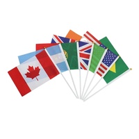 Livraison rapide en gros impression personnalisée Polyester 15*20cm drapeau n'importe quelle taille drapeau National à main avec poteaux en plastique petits drapeaux