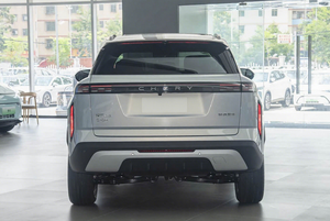 รถยนต์เชอรี่ เอ็กซ์พลอเร่ 06 ซี-ดีเอ็ม ปี 2024 รถเอสยูวีขนาดกะทัดรัดแบบปลั๊กอินไฮบริด ขับเคลื่อนสี่ล้อ พวงมาลัยซ้าย ภายในสีเข้ม รถยนต์พลังงานใหม่ - Product Image 5