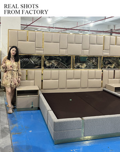 <span class=keywords><strong>Letto</strong></span> <span class=keywords><strong>Matrimoniale</strong></span> di Lusso in Pelle di Alta Gamma con Grande Testiera, Arredamento per Camera da <span class=keywords><strong>Letto</strong></span> di Lusso dal Design Moderno e Recente Italiano, <span class=keywords><strong>Letto</strong></span> King Size - Product Image 4