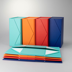 [Disponibile] Scatola Regalo di Lusso in Cartone Rigido Pieghevole con Chiusura Magnetica per Spedizioni - Product Image 1