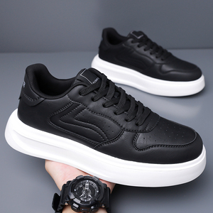 Sneakers da Uomo alla Moda in Pelle Nera e Bianca, <span class=keywords><strong>Scarpe</strong></span> Casual per Uso Quotidiano, Calzature Traspiranti Versatili con Suola Bassa - Product Image 5