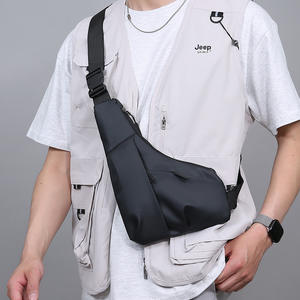 Borsa a Tracolla da Uomo alla Moda, Grande Capacità, Impermeabile, con Chiusura a Zip Obliqua in PU - Product Image 1