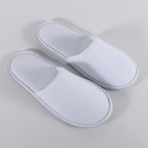 Pantuflas de Hotel de Lujo con Servicios Personalizados para Cadenas Hoteleras y Habitaciones - Product Image 3