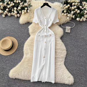 Maglioni a maniche corte con scollo a V da donna a <span class=keywords><strong>fila</strong></span> di bottoni lavorati a maglia con temperamento - Product Image 3