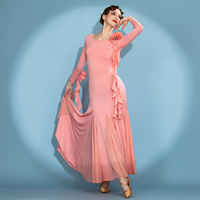 Robe longue de danse à manches longues de couleur unie avec décoration florale 3D pour la danse moderne et les spectacles sur scène