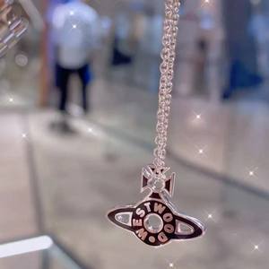 Collier Lettre Empress Dowager Mode, Design Niche, Motifs Soleil, Lune, Saturne, Chaîne Bambou pour Clavicule, Bijoux Unisexe - Product Image 3