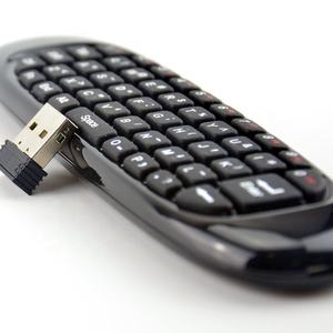 جهاز تحكم عن بعد C120 مع لوحة مفاتيح وماوس هوائي صغير مع إضاءة خلفية LED وجيروسكوب سداسي المحاور 2.4 جيجاهرتز للتلفزيون الذكي - Product Image 2