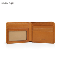 Dompet pria mencampur kanvas Camo dengan usia kulit Italia kasar tapi halus mengembangkan Patina pribadi