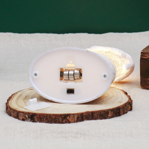 Squisita Lanterna Natalizia a Sfera di Neve con Candela LED Tremolante, Luce Calda a Batteria, Decorazione Festiva per la Casa in Plastica - Product Image 6