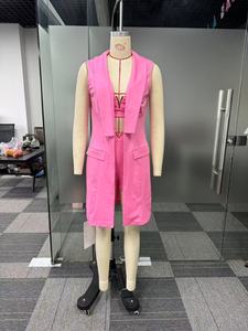 Elegante Conjunto de Tres Piezas para Mujer, Chaleco de Color Sólido, Chaqueta con Cuello Camisero, Pantalones Cortos, Moda - Product Image 6