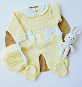 Kaiyue Nuevo Conjunto <span class=keywords><strong>de</strong></span> Regalo <span class=keywords><strong>de</strong></span> Mameluco Cálido con Pies y Gorro <span class=keywords><strong>de</strong></span> Alta Calidad para Bebé Recién Nacido Niña <span class=keywords><strong>Ropa</strong></span> para Bebé - Product Image 2