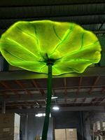 Nouvelle lampe LED étanche IP65 en forme de feuille de lotus pour la décoration de Noël et du Nouvel An