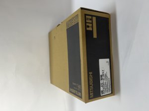 Amplificateur servo AC Mitsubishi MR-J2S-100B - Product Image 1