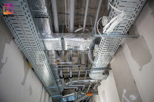 Machine de formage de tôles de <span class=keywords><strong>toiture</strong></span>, ligne de production de goulotte perforée, matériau PPGI/galvanisé, roulement de moteur haute performance - Product Image 2