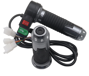 Zubehör für Citycoco Elektroroller 12V-72V Universal Drei-Gang-Schaltung Aluminiumlegierung Schwarzer Lenker Hupenschalter Gasgriff - Product Image 1