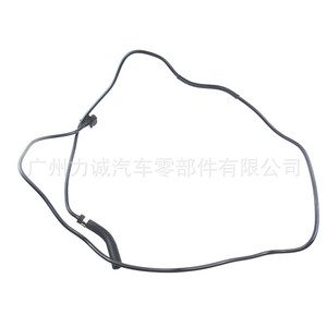 ท่อหล่อเย็น F1F18K012DF สำหรับรถยนต์ฟอร์ด โฟกัส ปี 2015 เครื่องยนต์ 1.0T สำหรับถังน้ำเสริมขนาดเล็ก - Product Image 2