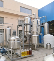 Équipement de distillation d'huile essentielle d'encens à haute productivité avec chauffage à la vapeur, capacité 2000L-5000L